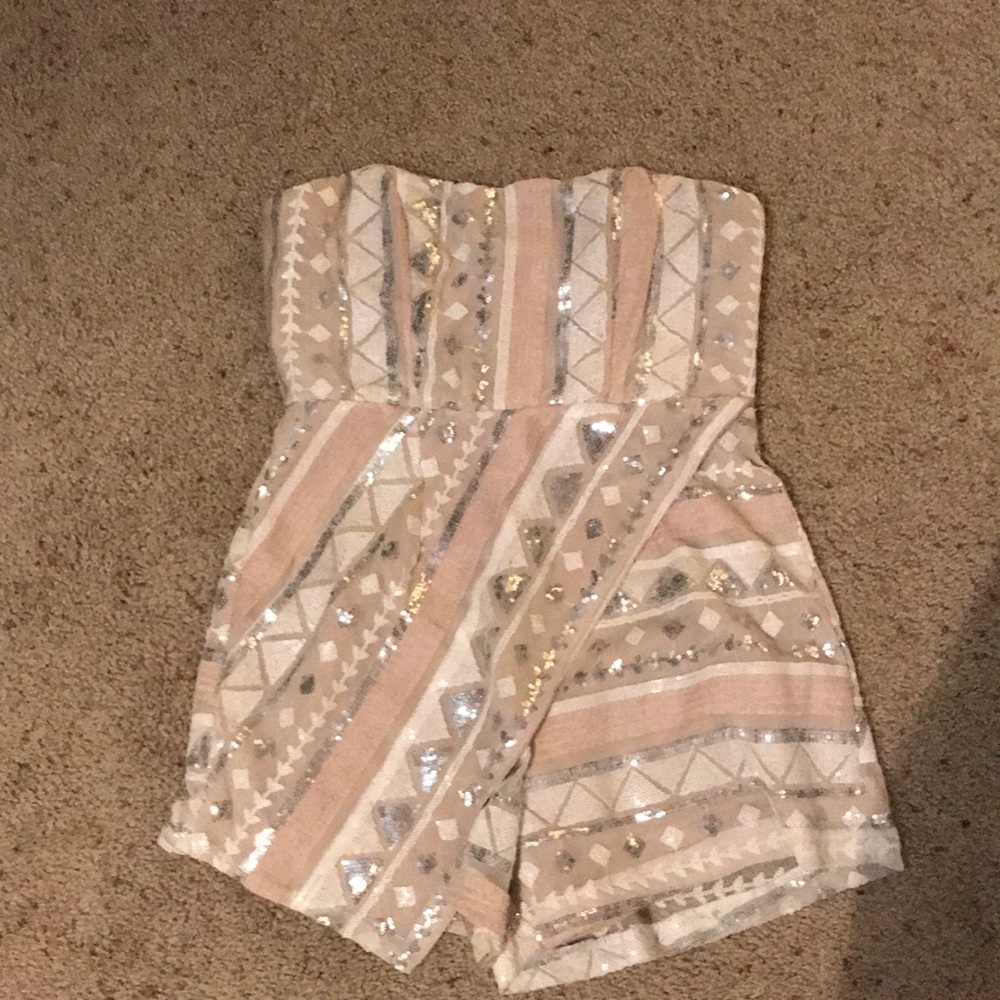 Sparkly romper! So cute & comfy! Worn once!